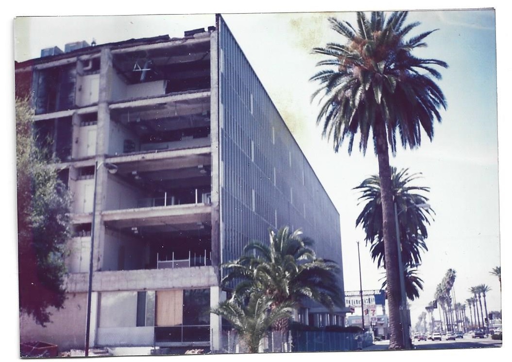 California Computers Services, Owned By Engineer Khattab Omar Abuisbae, Photos, During The Earthquake of 1994, Photo2.